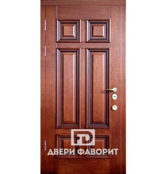 Стальная дверь, отделка двухсторонний массив дерева